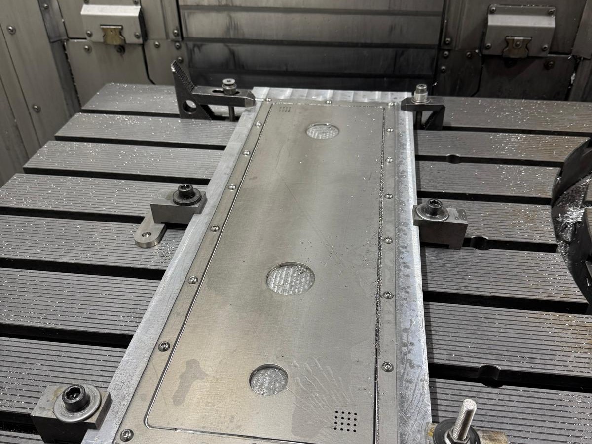 Photo 10 — CNC machined detail