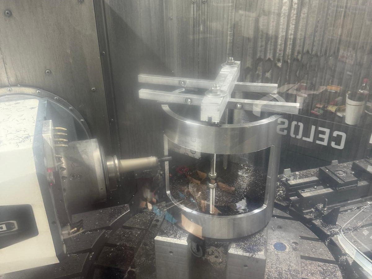 Photo 19 — CNC machined detail