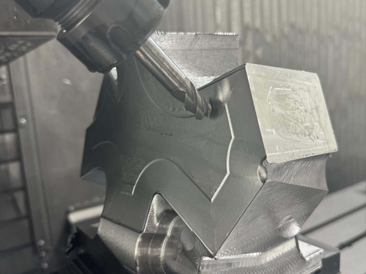 Photo 27 — CNC machined detail