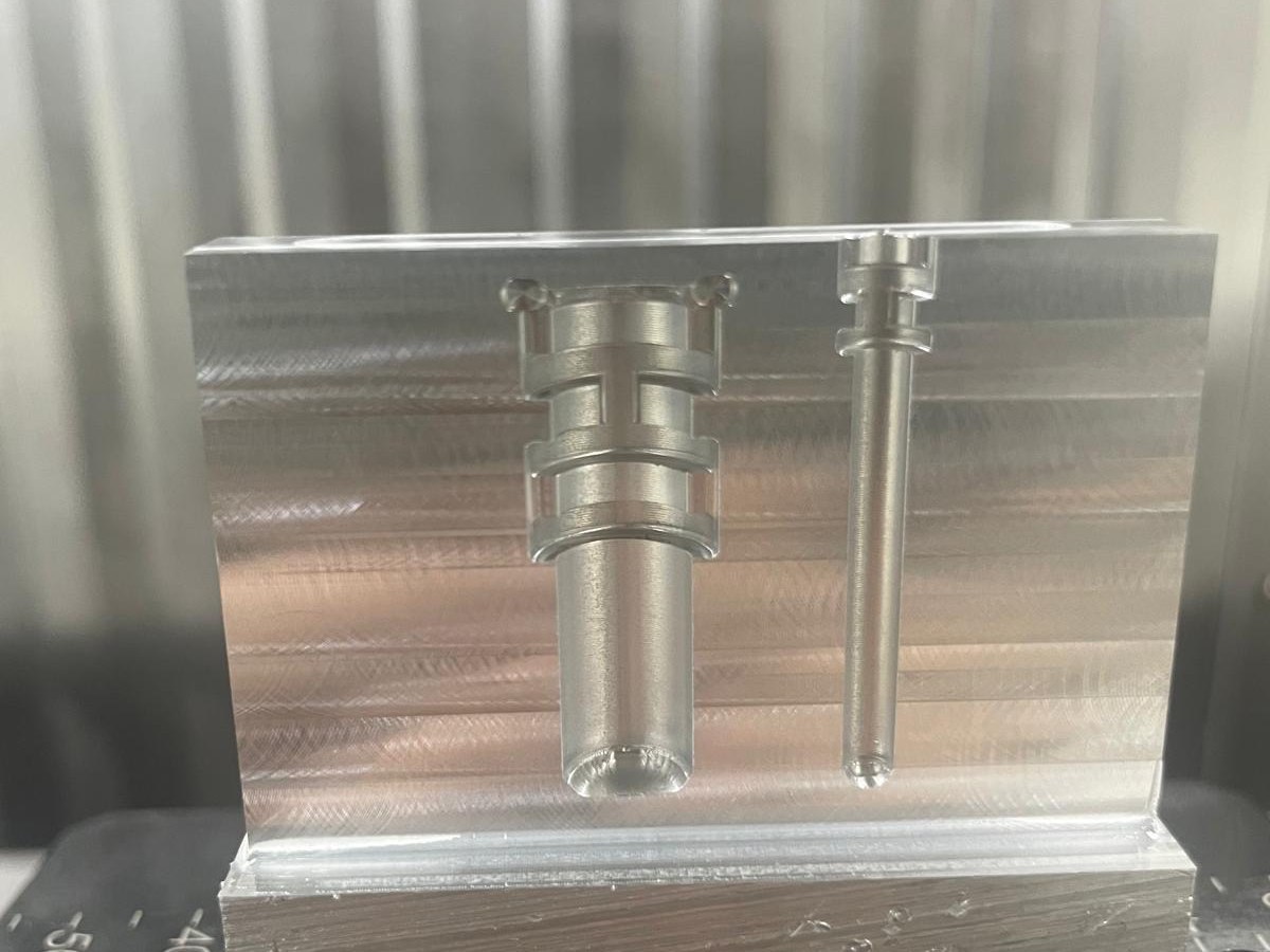 Photo 35 — CNC machined detail