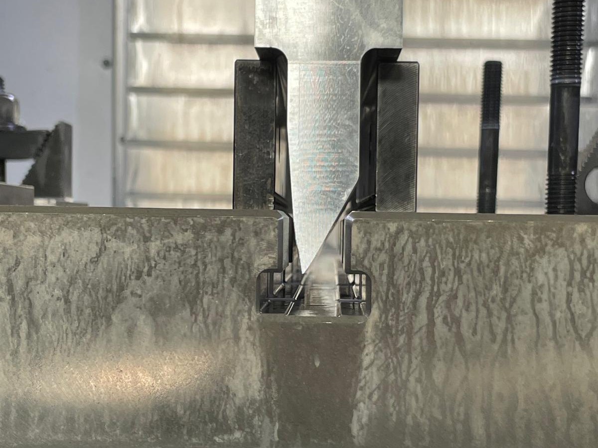 Photo 43 — CNC machined detail